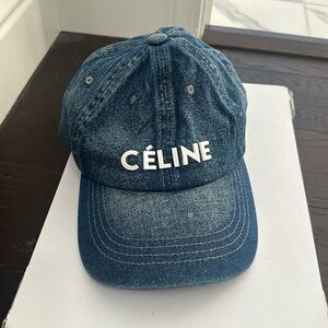 Denim Celine hat .